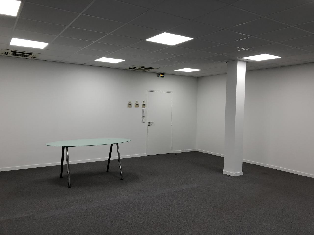 Bureau Éragny 228m² Location bureau Éragny Val-d'Oise OLBUR2204786 8